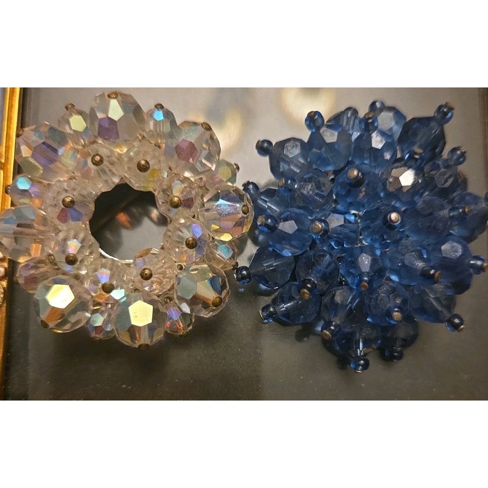Lot of 2 Vintage Brooch's Faceted‎ Sparkling Beads Wreath AB & Blue Cluster MCM